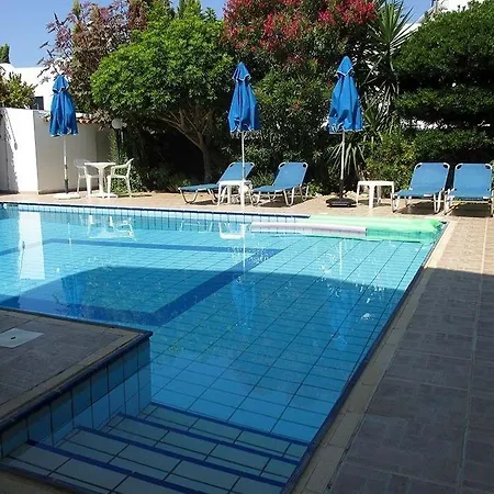 Rododafni Villa Klorakas